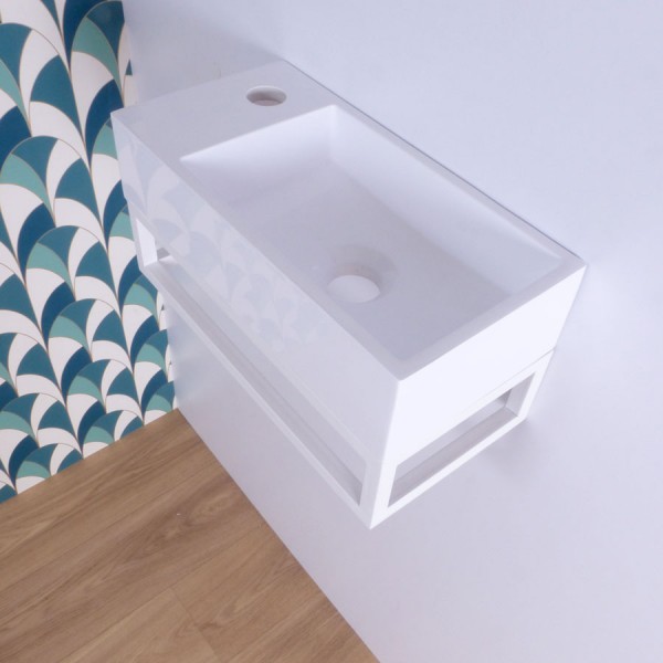 Petit lave mains profondeur 18 cm avec structure à suspendre au mur