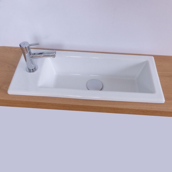 Lavabo longueur 60 cm étroit pour encastrer sur un plan WC type bâti support