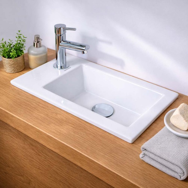 lave mains poser sur bâti-support wc